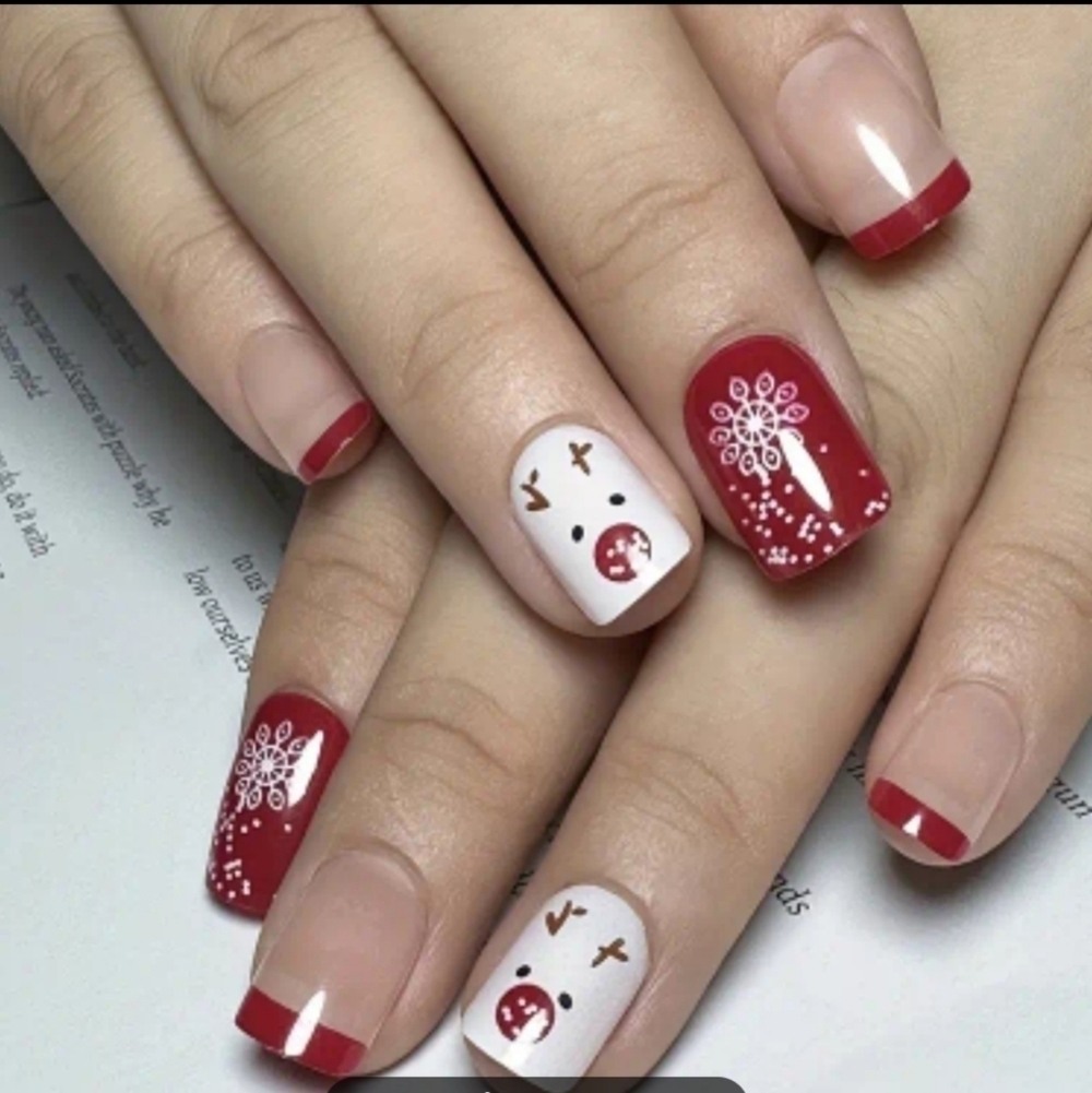 24 Pieces Fake Press On Nails